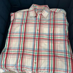 The Fox Collection vintage dress shirt. Short sleeve